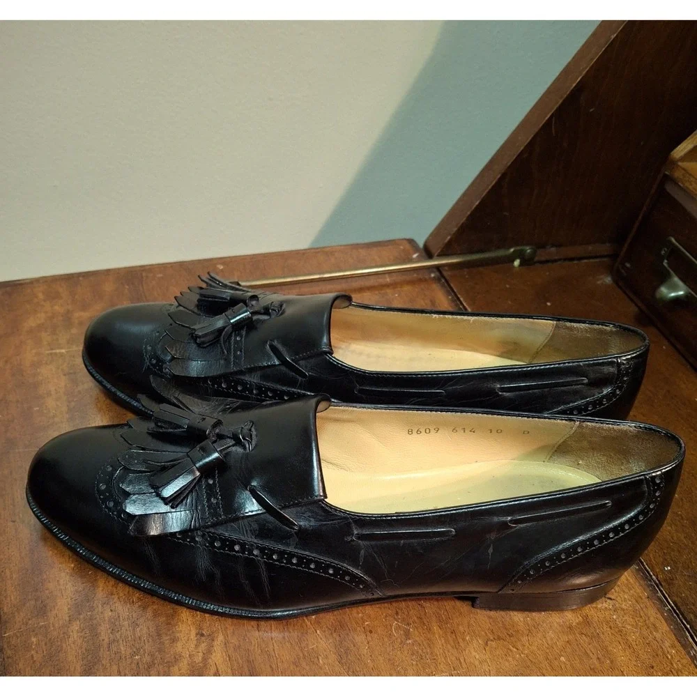 Salvatore Ferragamo Leather Wing Tips 10 D Black Slipon Made In Italy